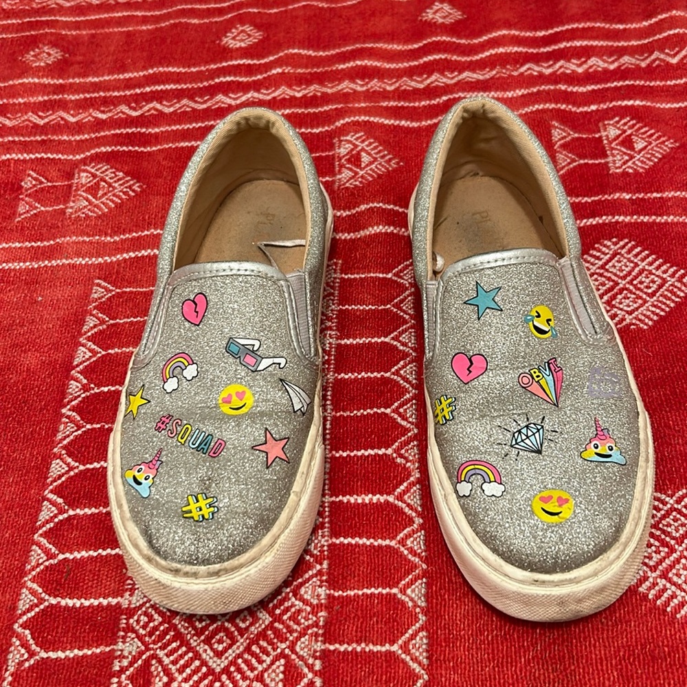 The Children’s Place slip-on shoes glitter with emojis size 3